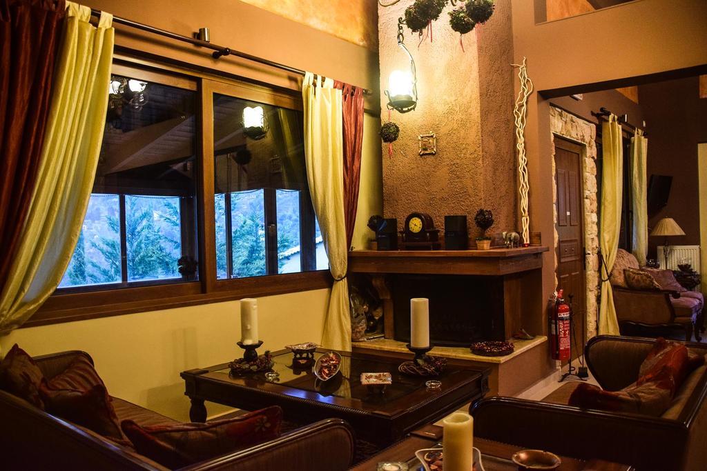Aetoma Suites Synikia Mesi Trikalon 외부 사진